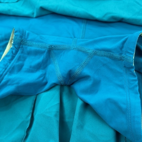 Lululemon Run: Pace Setter Skirt *4-way Stretch Surge / Assorted Stripe - Picture 4 of 9